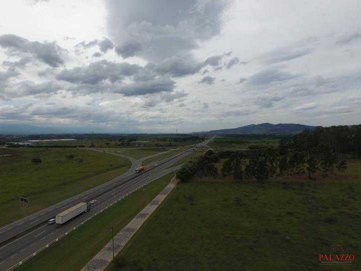 Fazenda à venda com 1 quarto, 800000m² - Foto 11