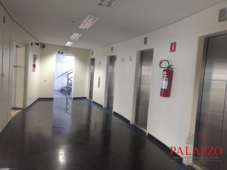 Prédio Inteiro para alugar, 950m² - Foto 24