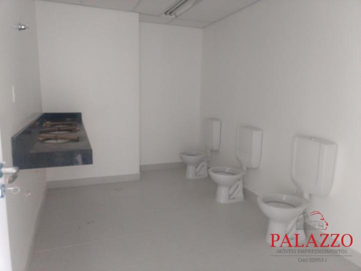 Prédio Inteiro para alugar, 950m² - Foto 10