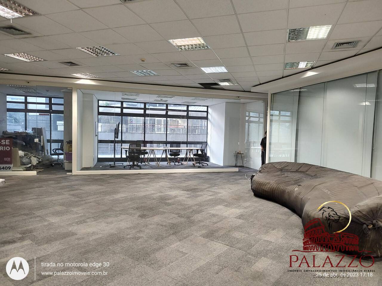 Prédio Inteiro para alugar, 1165m² - Foto 1