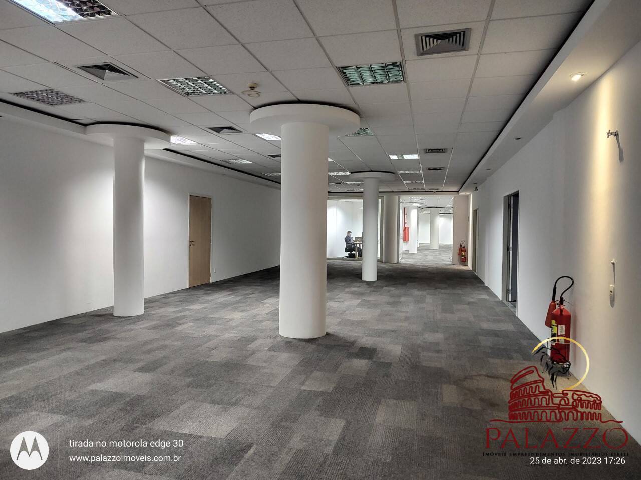 Prédio Inteiro para alugar, 1165m² - Foto 19