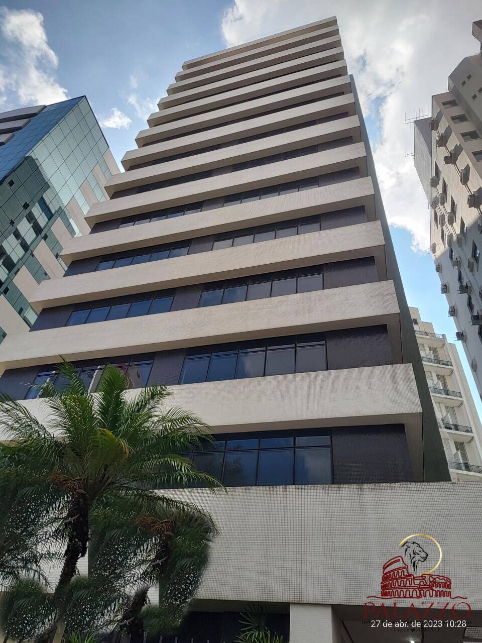 Prédio Inteiro à venda e aluguel, 2360m² - Foto 2