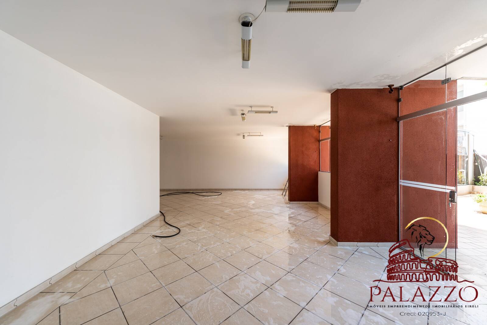 Apartamento à venda com 3 quartos, 250m² - Foto 7