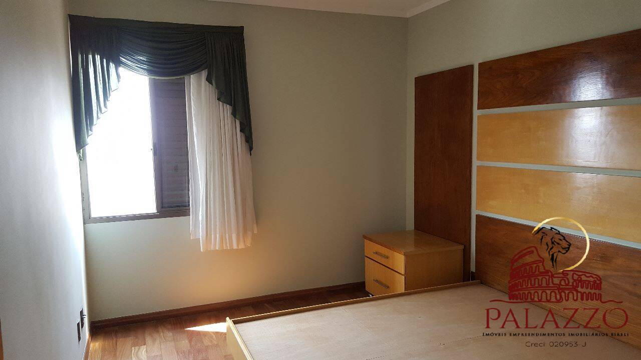 Apartamento para alugar com 3 quartos, 100m² - Foto 2