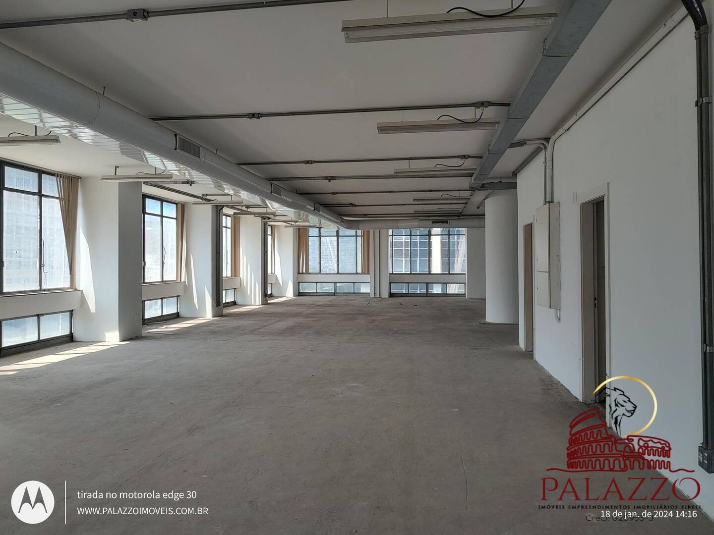 Prédio Inteiro à venda e aluguel, 1140m² - Foto 1