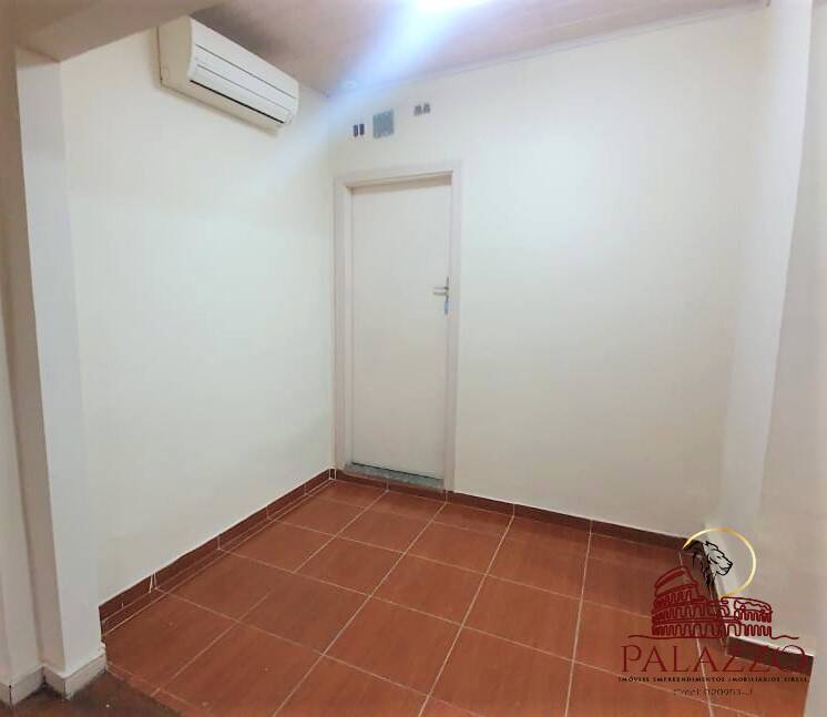 Casa para alugar com 6 quartos, 75m² - Foto 9