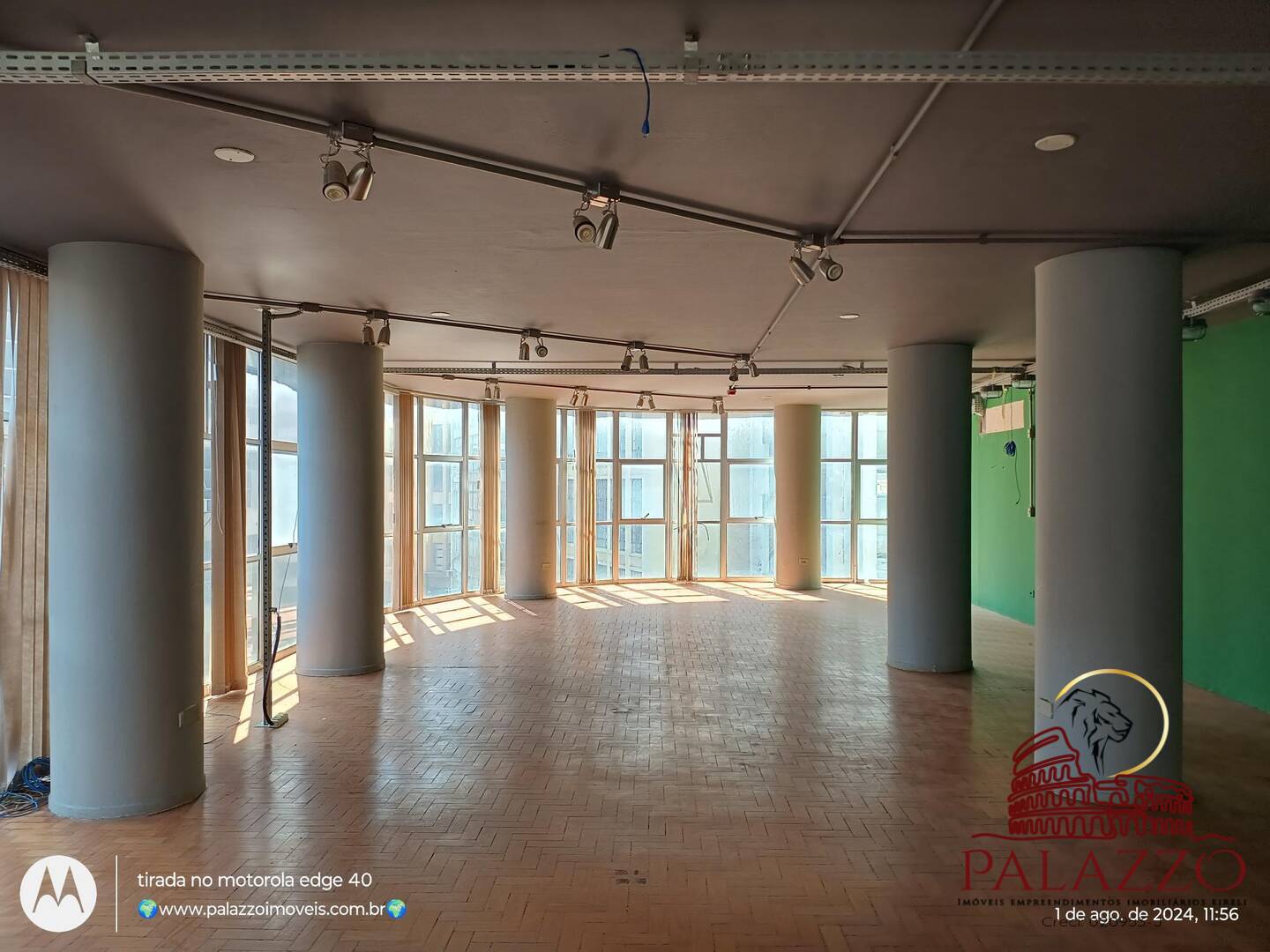 Conjunto Comercial-Sala para alugar, 307m² - Foto 1