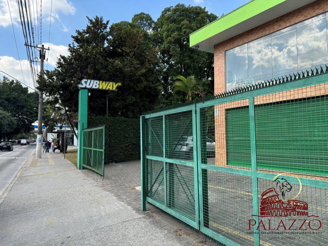 Loja-Salão para alugar, 149m² - Foto 1