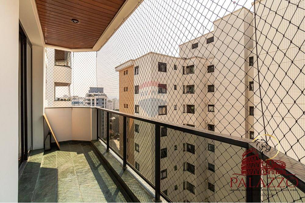 Apartamento à venda com 3 quartos, 152m² - Foto 12